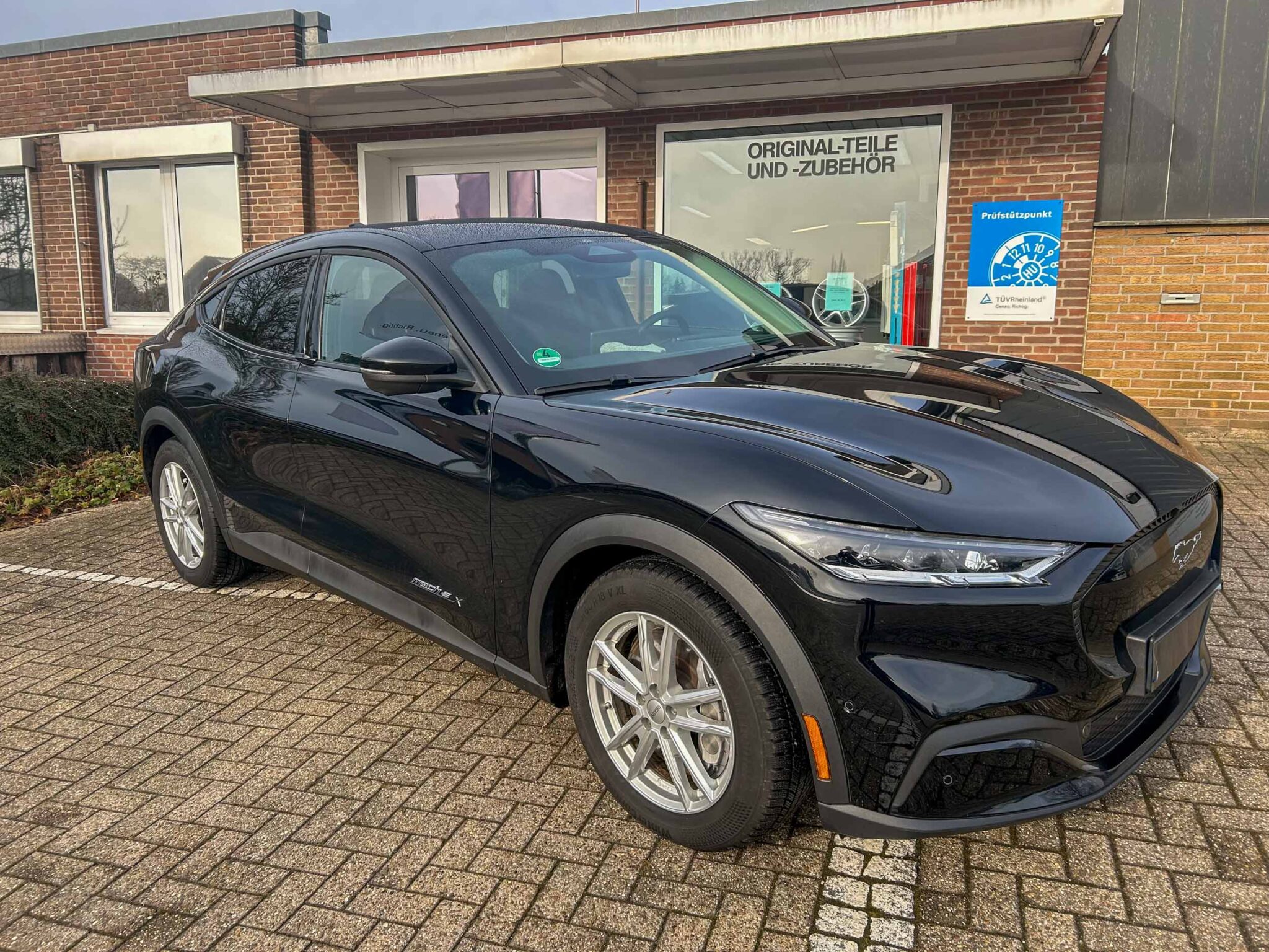 bruns-mustang-mach-e-5